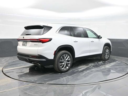 New 2026 Buick Enclave Preferred image 7