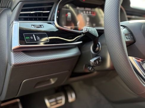 New 2026 Audi SQ7 Prestige AWD/4WD image 14