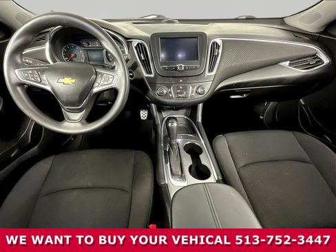 Used 2016 Chevrolet Malibu LT FWD image 7