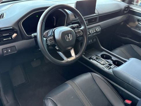 Certified 2025 Honda Pilot EX-L image 10