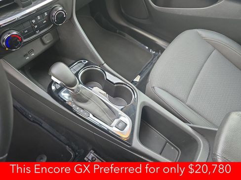 Used 2025 Buick Encore GX Preferred FWD image 31