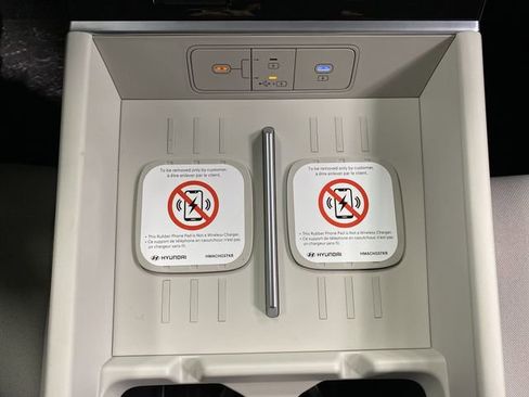 New 2026 Hyundai Santa Fe SE image 23