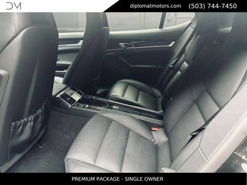 Used 2014 Porsche Panamera 4 AWD/4WD image 22