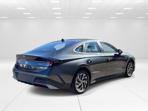 New 2026 Hyundai Sonata Blue image 6