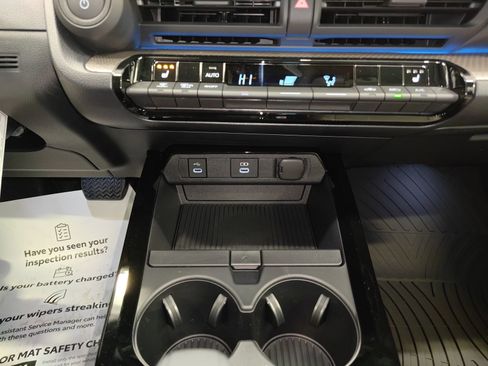 New 2026 Toyota Prius XLE image 27