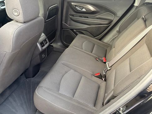 Used 2024 GMC Terrain SLE image 31