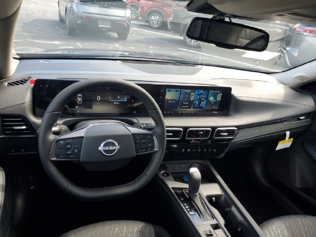 New 2027 Nissan Sentra SV w/ SV Convenience Package FWD image 8