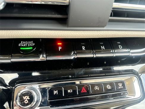 New 2026 Lincoln Corsair Premiere image 20