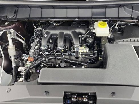 New 2026 Nissan Pathfinder Platinum AWD/4WD image 9