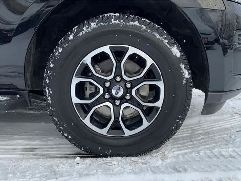 Used 2024 Ford Expedition XLT image 26