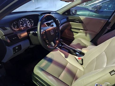 Used 2013 Honda Accord EX-L image 9