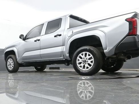 Used 2025 Toyota Tacoma SR RWD image 10