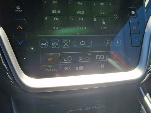 Used 2025 Subaru Outback Premium image 15