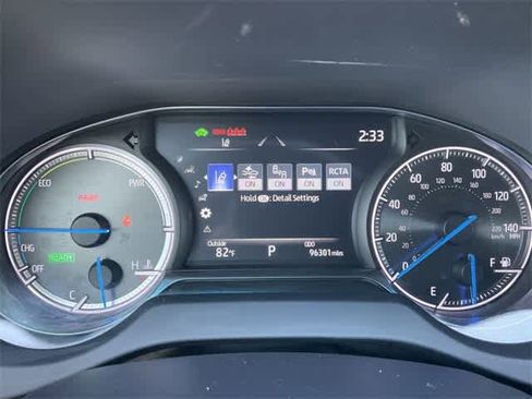 Used 2021 Toyota Venza XLE w/ Softex Package image 25