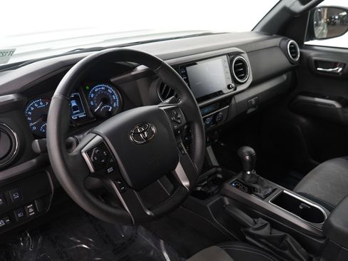 Used 2023 Toyota Tacoma TRD Sport image 27