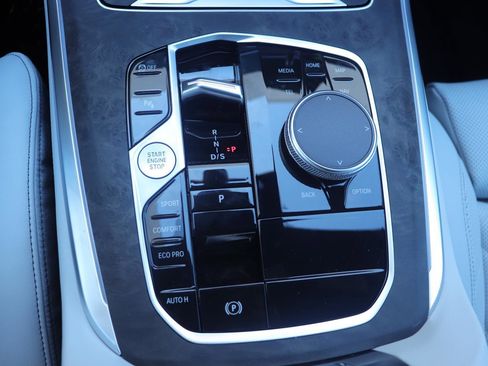 New 2026 BMW X5 sDrive40i w/ Climate Comfort Package RWD image 41