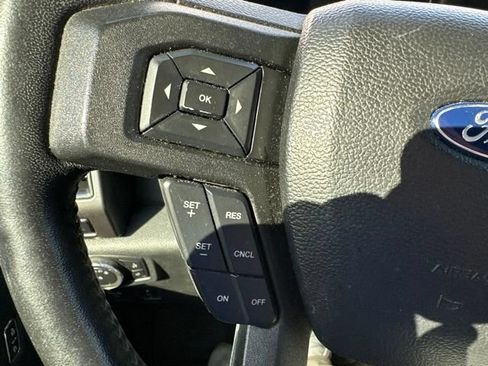 Used 2020 Ford F150 XLT w/ Equipment Group 302A Luxury AWD/4WD image 16
