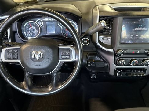 Used 2022 RAM 2500 Big Horn w/ Level A Equipment Group AWD/4WD image 14