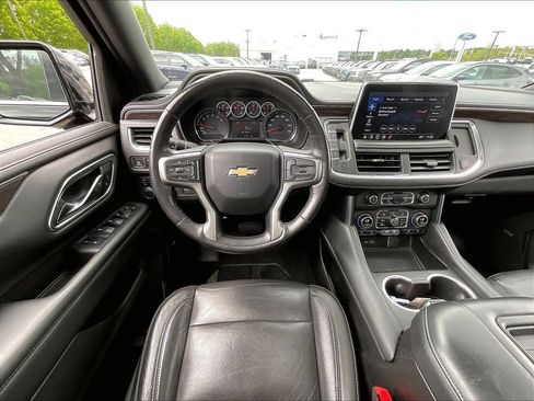 Used 2021 Chevrolet Tahoe LT w/ LT Signature Package AWD/4WD image 17