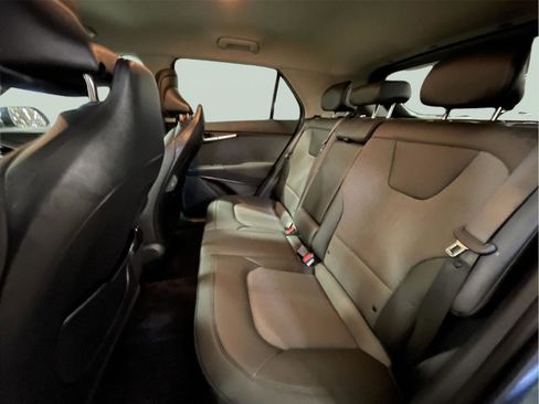 Used 2025 Kia Niro EX image 15