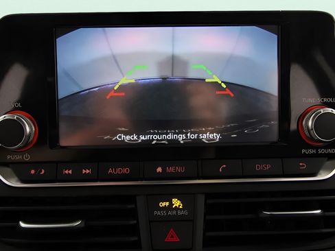 Used 2024 Nissan Altima 2.5 S FWD image 22