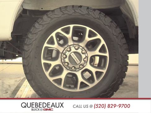 Used 2022 Ford F250 Lariat w/ Lariat Ultimate Package image 12