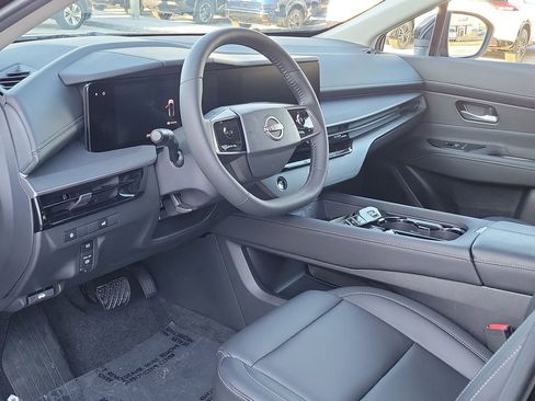 Certified 2025 Nissan Murano SV image 29