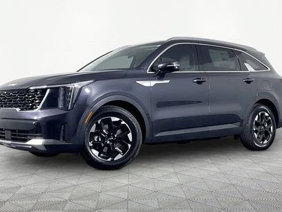 Certified 2026 Kia Sorento S w/ S Panoramic Sunroof Package