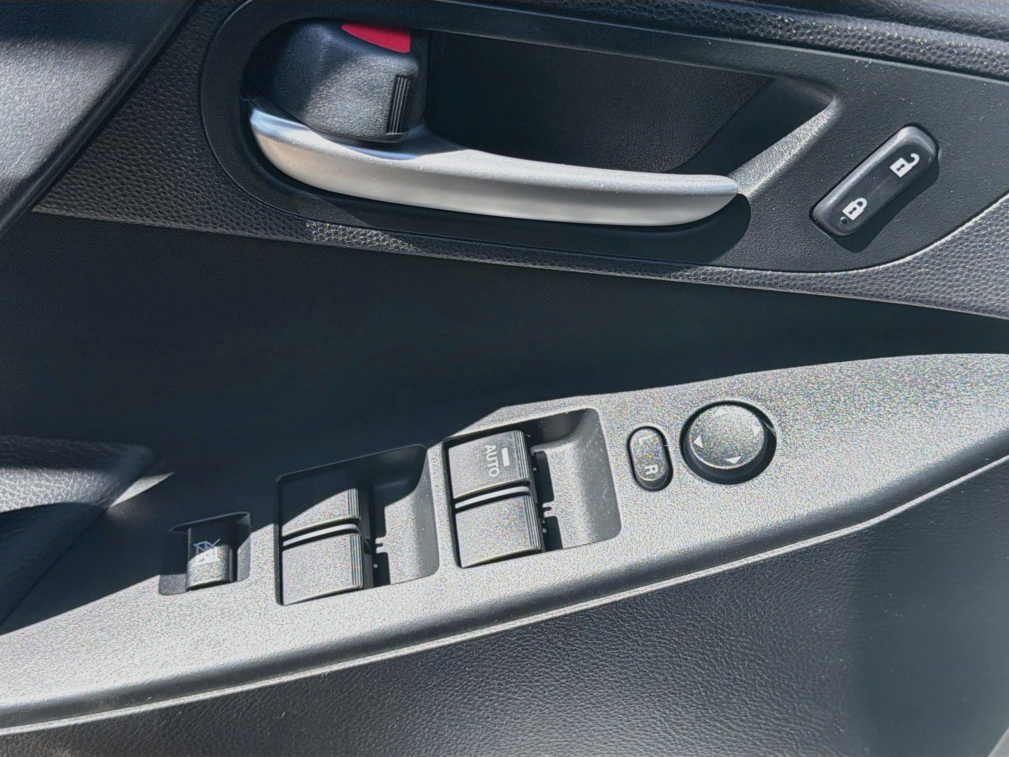 Used 2013 MAZDA MAZDA3 i Touring FWD image 15