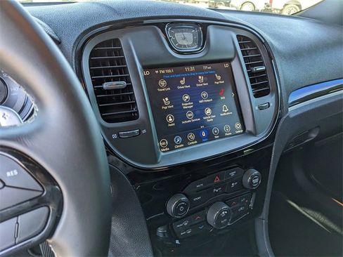 Used 2020 Chrysler 300 S w/ 300S Premium Group image 24