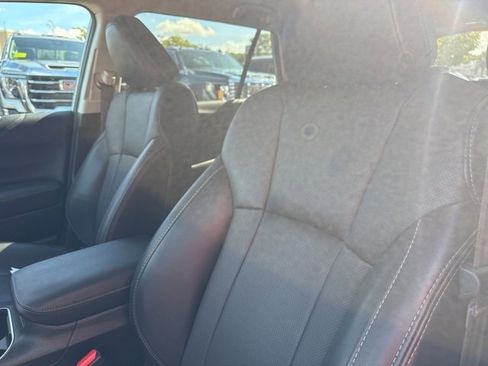 Used 2023 Subaru Outback Limited image 12