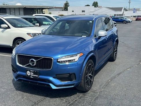 Used 2016 Volvo XC90 T8 R-Design w/ Vision Package AWD/4WD image 3