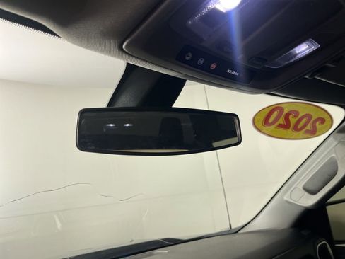 Used 2020 Chevrolet Silverado 1500 LT image 22