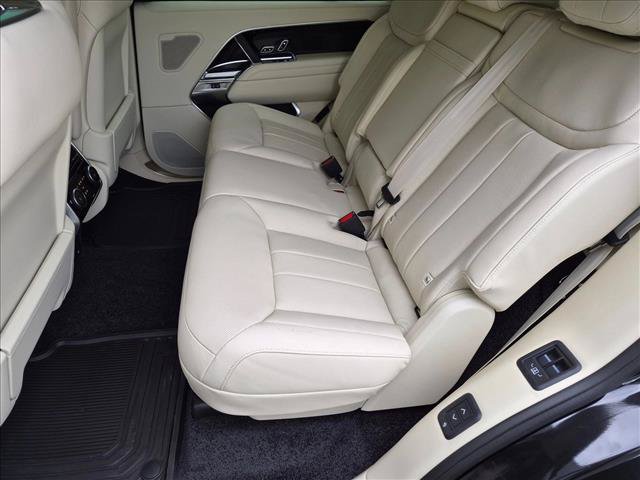 New 2027 Land Rover Range Rover Long Wheelbase SE AWD/4WD image 15