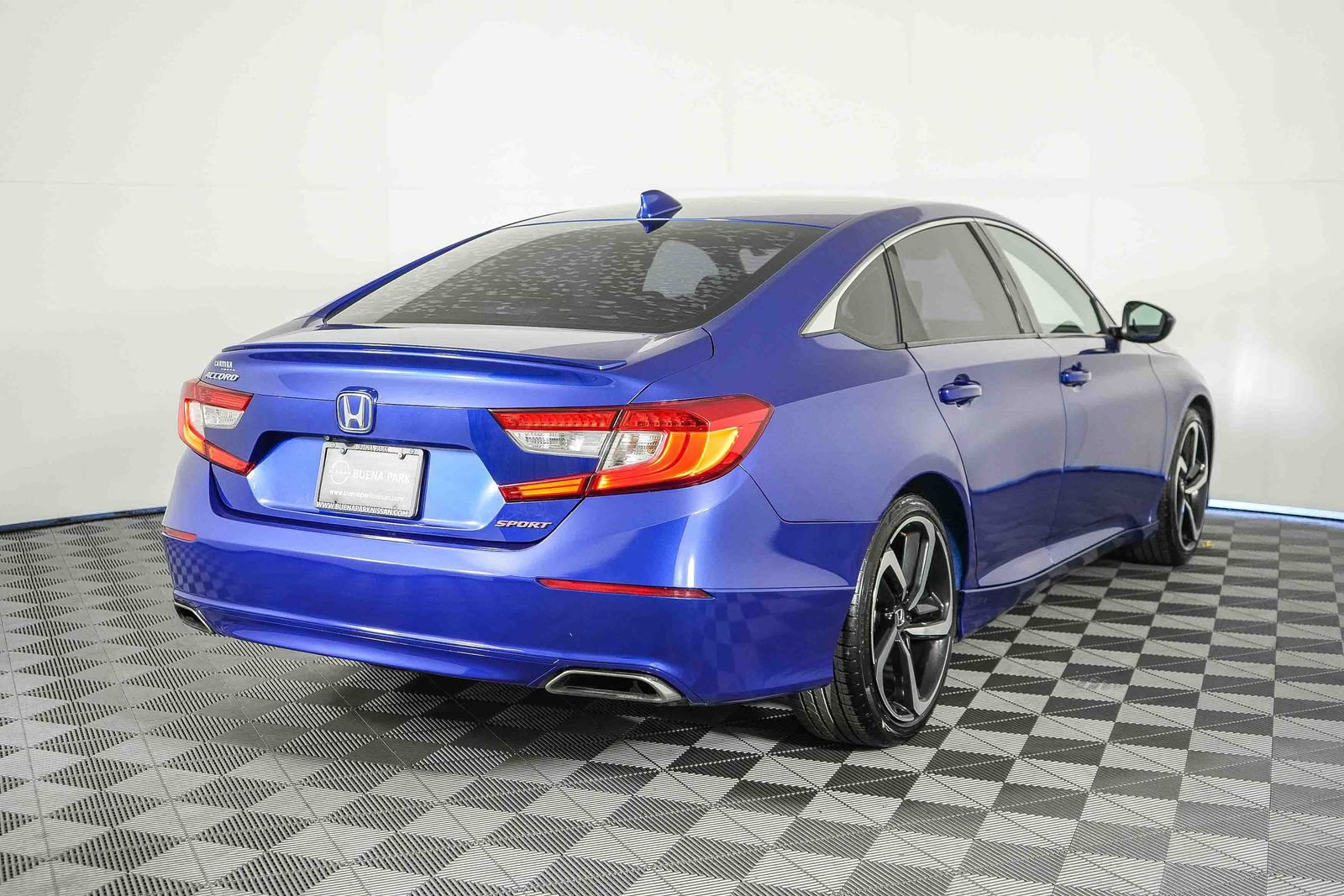 Used 2019 Honda Accord Sport image 7