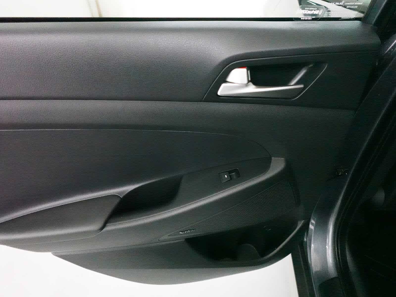 Used 2019 Hyundai Tucson Sport AWD/4WD image 23