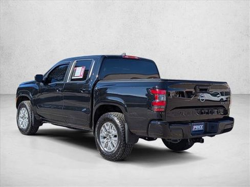 Used 2023 Nissan Frontier SV w/ Technology Package AWD/4WD image 7