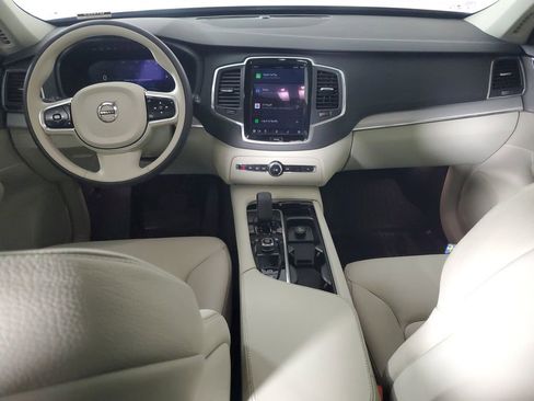 Certified 2023 Volvo XC90 B5 Core w/ Protection Package Premier AWD/4WD image 18