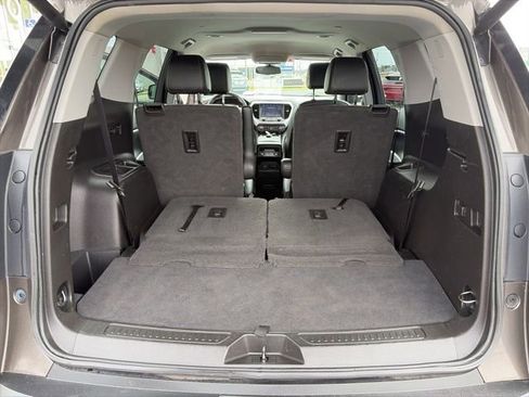 Used 2020 GMC Acadia SLT image 26