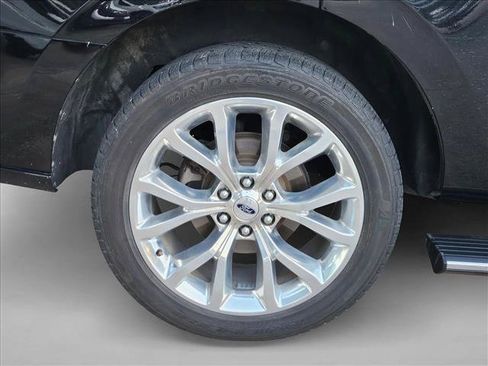 Used 2018 Ford Expedition Platinum RWD image 20