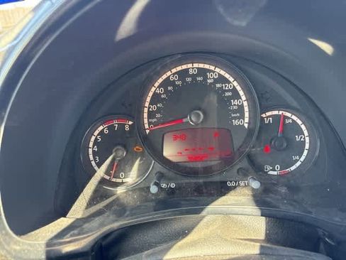 Used 2013 Volkswagen Beetle 2.5 image 13