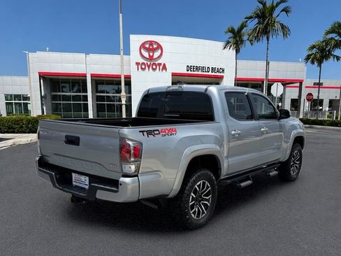 Used 2023 Toyota Tacoma TRD Sport w/ Technology Package AWD/4WD image 7