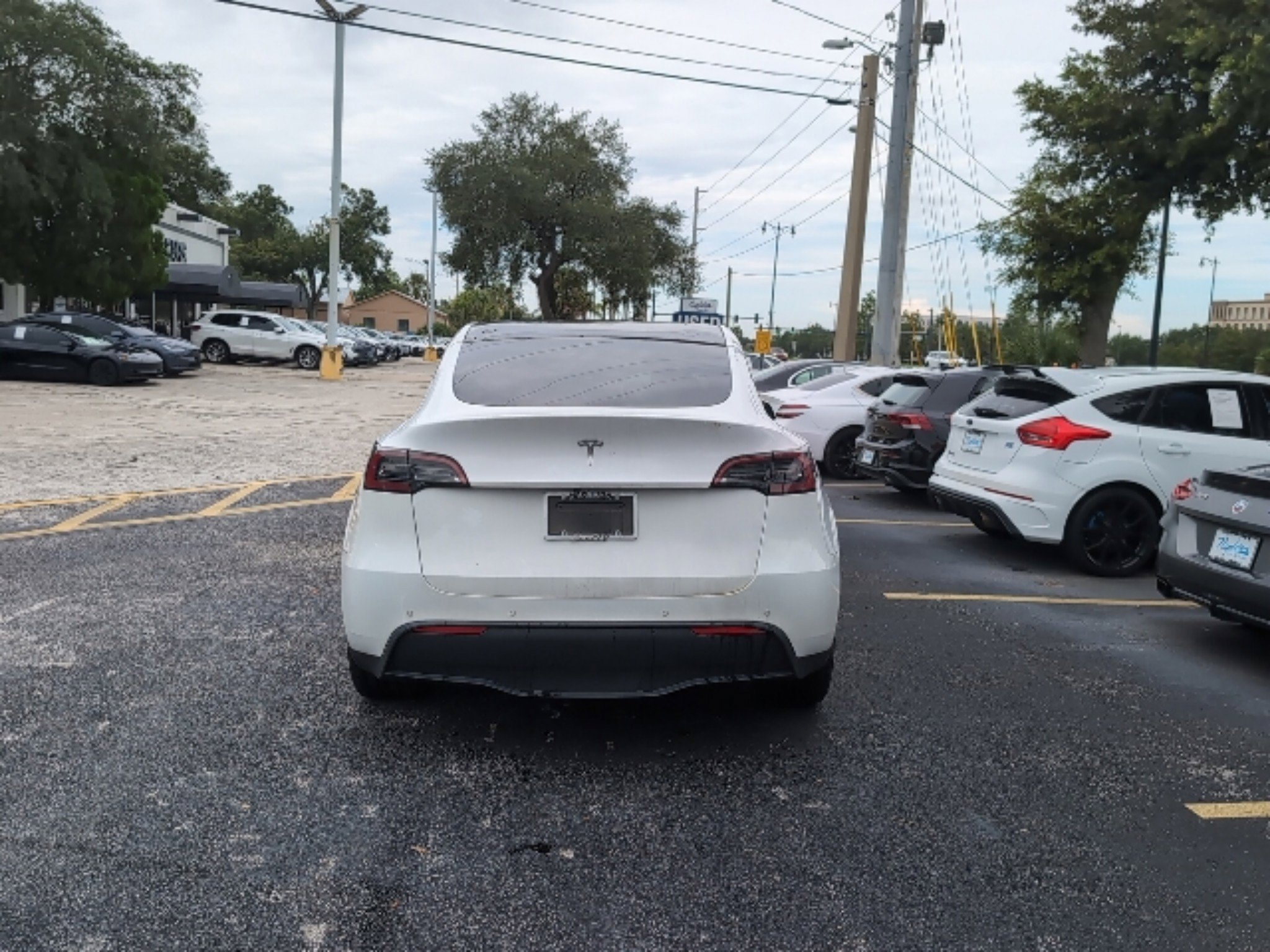 Used 2022 Tesla Model Y Long Range AWD/4WD image 6