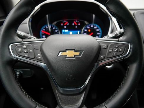 Used 2024 Chevrolet Equinox LT image 32