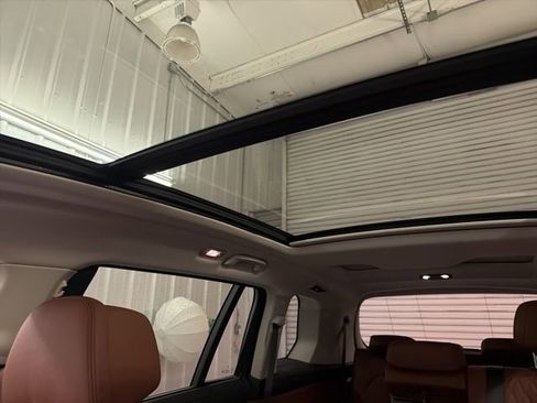 Used 2025 BMW X7 xDrive40i image 38