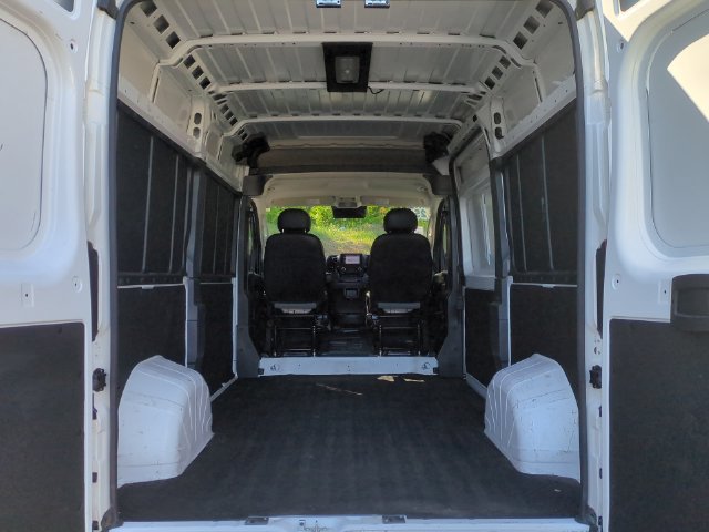 Used 2025 RAM ProMaster 2500 w/ Convenience Group FWD image 23
