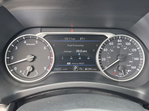 Certified 2024 Nissan Sentra SV w/ All-Weather Package FWD image 32