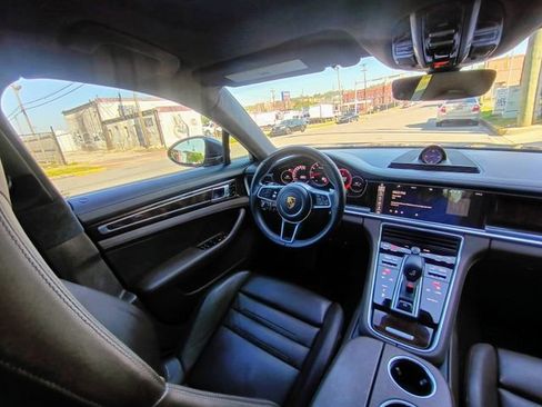 Used 2017 Porsche Panamera Turbo AWD/4WD image 37