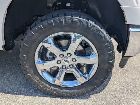 Used 2023 Ford F150 Lariat w/ Equipment Group 502A High AWD/4WD image 9