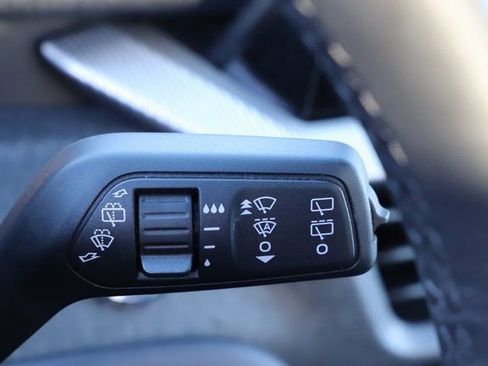 Used 2025 Ford Explorer Platinum w/ LUX Leather Package image 35